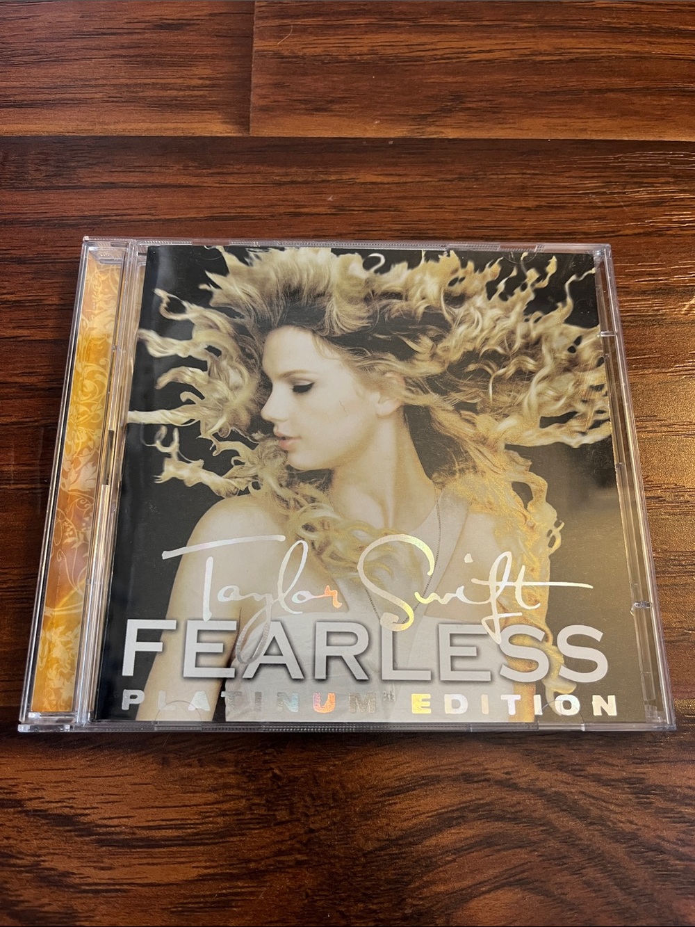 Taylor Swift Gold and Black Fearless Album CD Platinum Edition 2 Disc